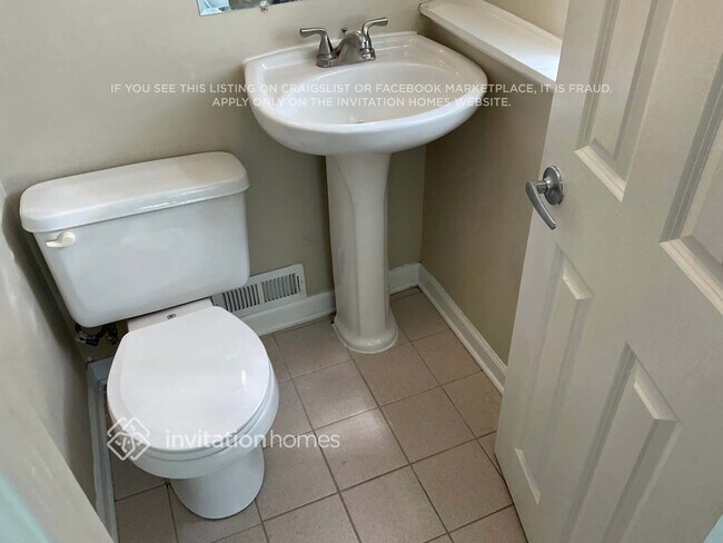 Building Photo - 520 Winston Dr