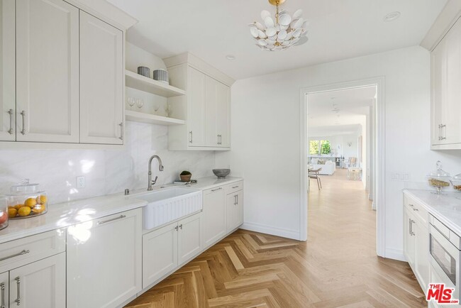 Building Photo - 1900 Bel Air Rd