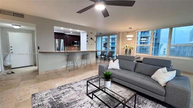 Building Photo - 3505 S Ocean Dr