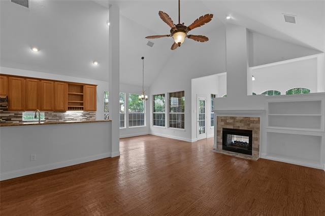 Building Photo - 1329 Sherman Ct