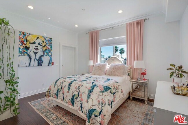 Building Photo - 1316 Amherst Ave