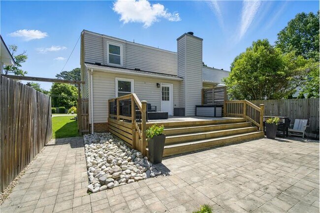 Building Photo - 2267 Greenwell Rd