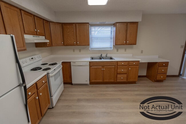 Building Photo - 3314 Belle Meade Dr