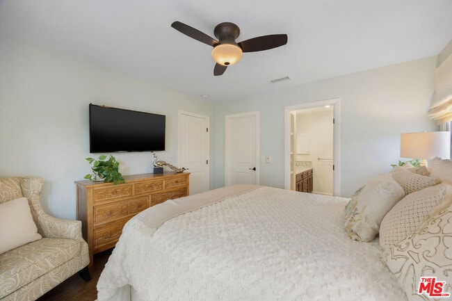 Building Photo - 1039 26th St