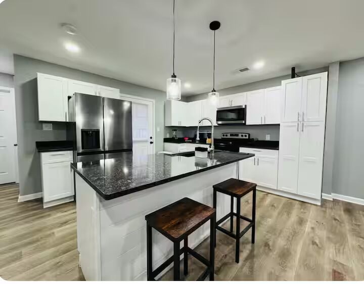 Building Photo - Room in Single Family Home on Denham St