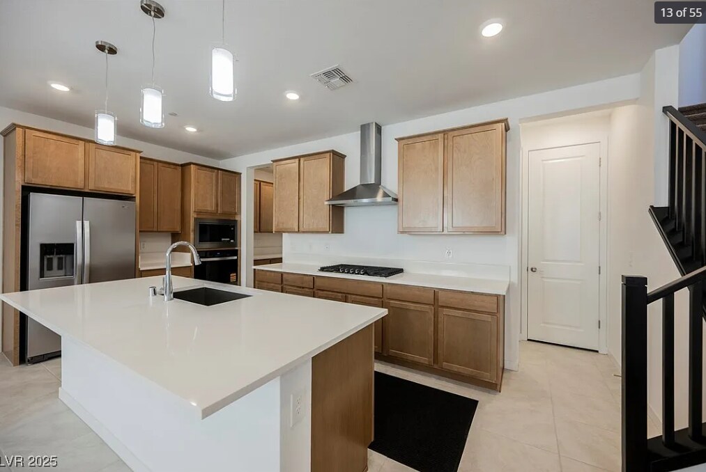 Building Photo - 2487 Altitude St