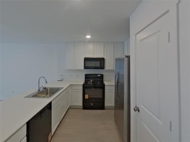 Building Photo - 811 Ponderosa Ln