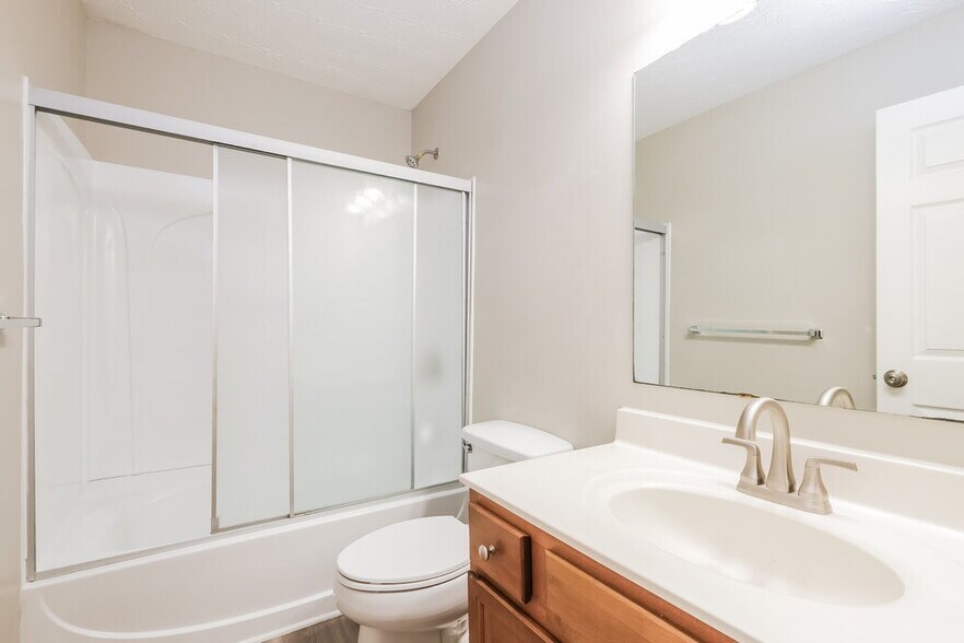 Building Photo - 79 Topaz Dr