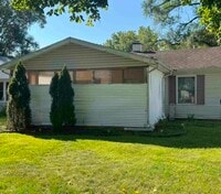 Building Photo - 806 Roosevelt St