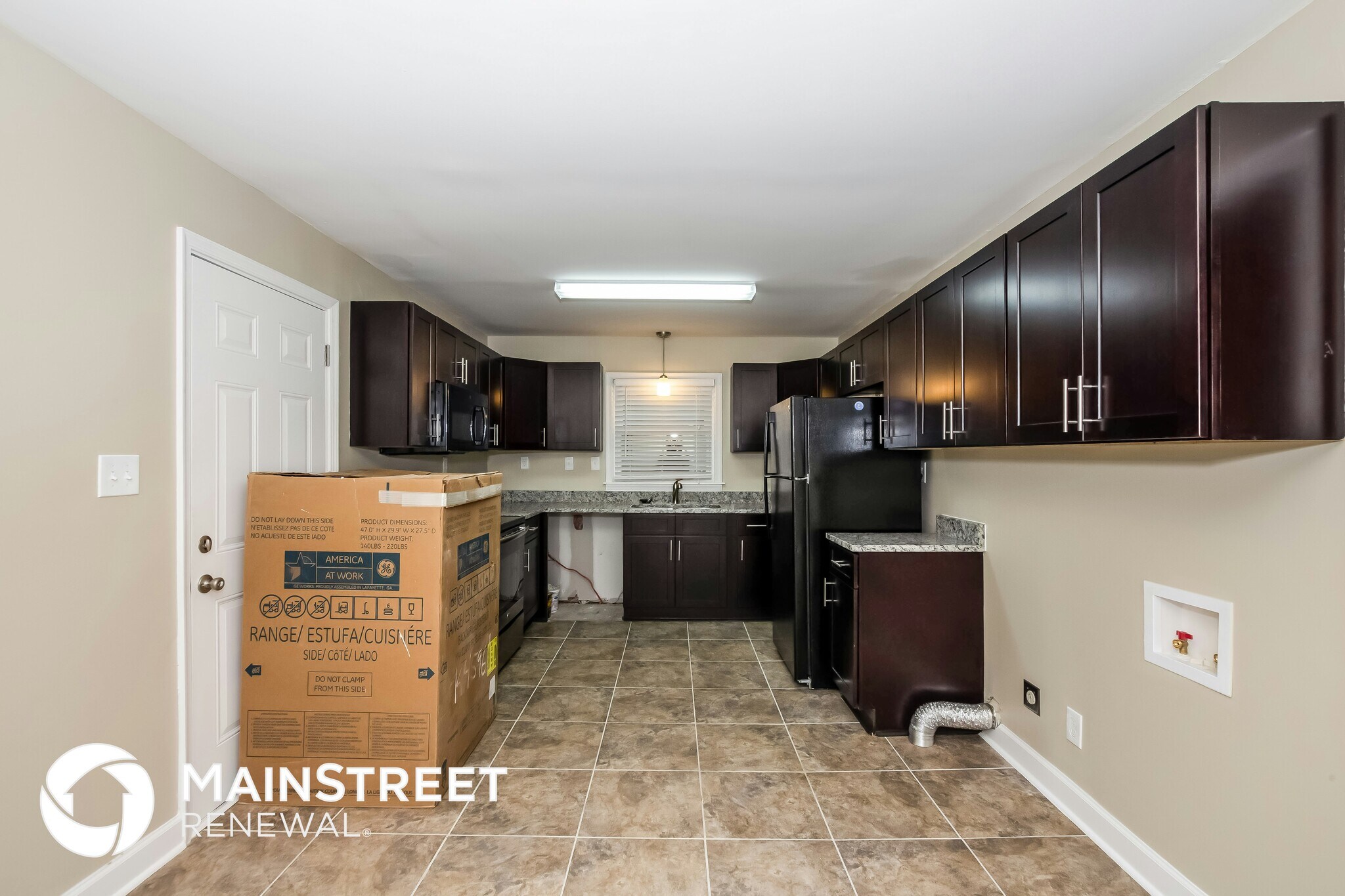 Building Photo - 3630 Sargeant Dr