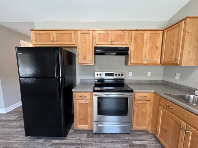 Building Photo - 310 N Varnell Rd