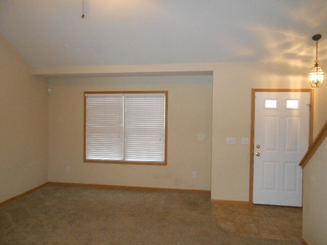 Building Photo - 3894 Snowshoe Ave