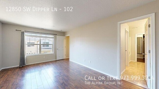 Building Photo - 12850 SW Dipper Ln