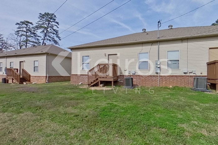 Building Photo - 10101 W 20th St