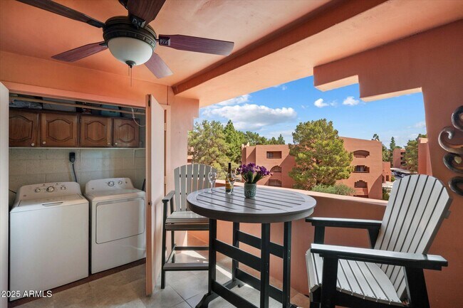 Building Photo - 4303 E Cactus Rd