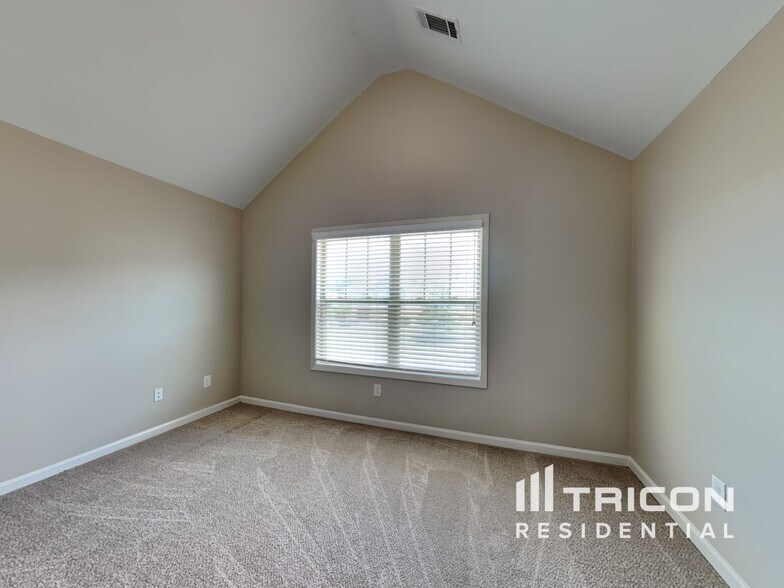 Building Photo - 446 Baylee Ridge Cir