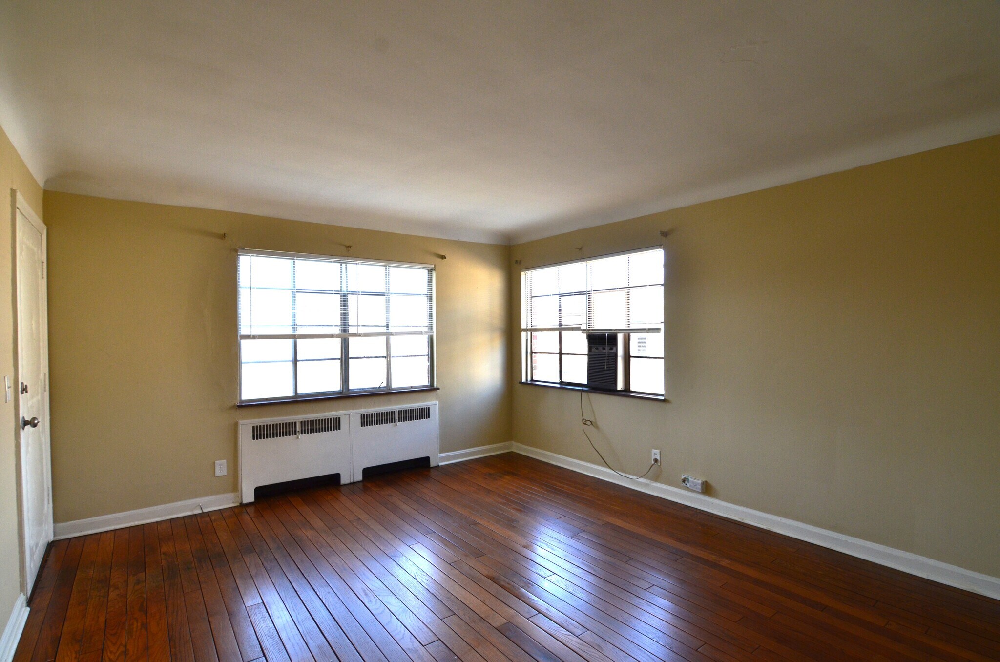 Building Photo - 7204 Reading Rd