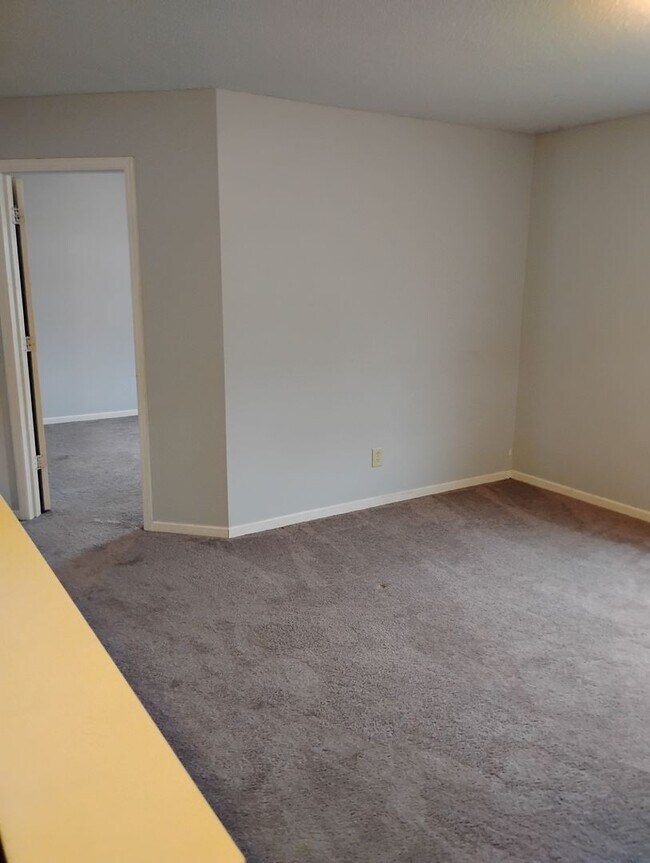 Building Photo - 2683 Soule Dr