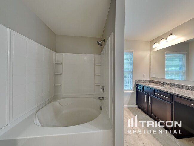 Building Photo - 133 Aiden Farm Ct