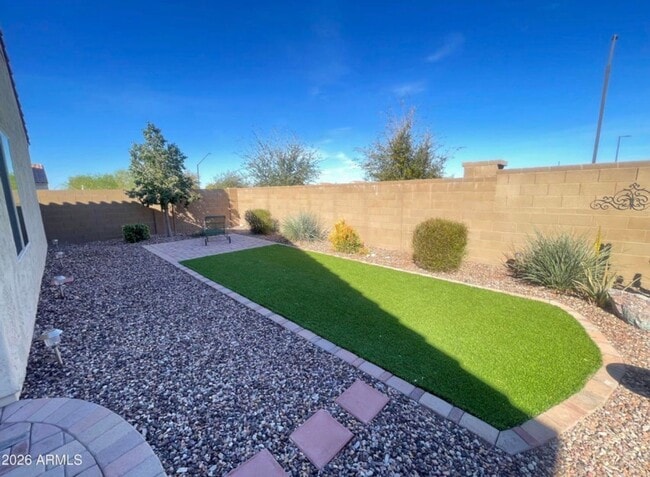 Building Photo - Furnished 3 Bed + Den in Anthem at Merrill Ranch | Resort Amenities