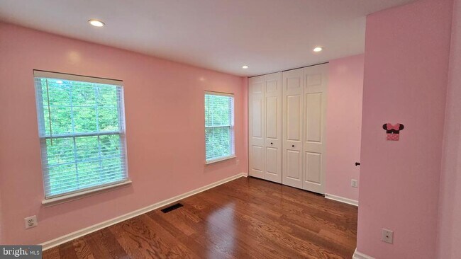 Building Photo - 4248 Ashmere Cir