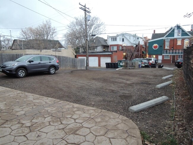 Building Photo - 1639 N Ogden St
