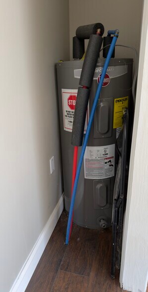 Building Photo - 54 Mountain Crst MHP Dr