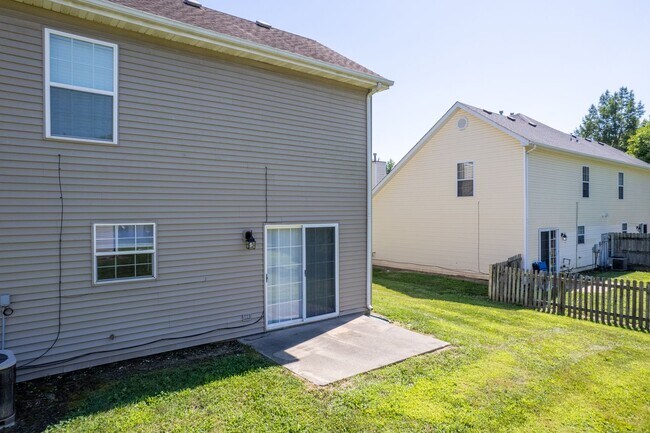 Building Photo - 4401-4403 Cheryl Ct.