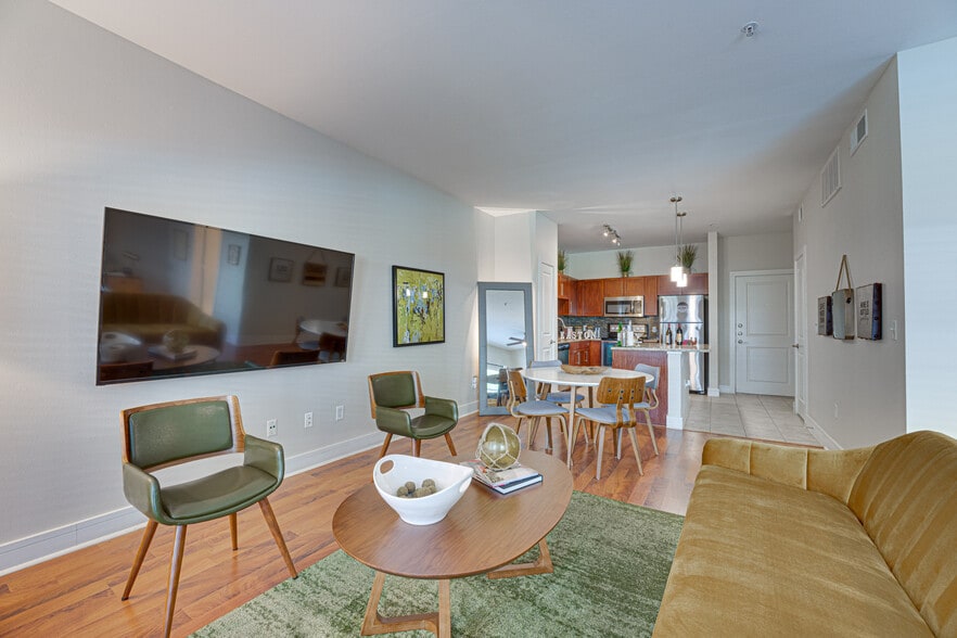 Building Photo - The Bowen on Henderson