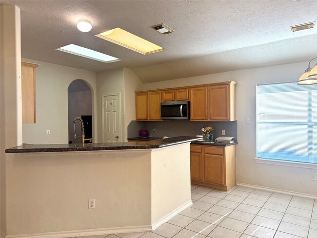 Building Photo - 16714 Bethan Glen Ln