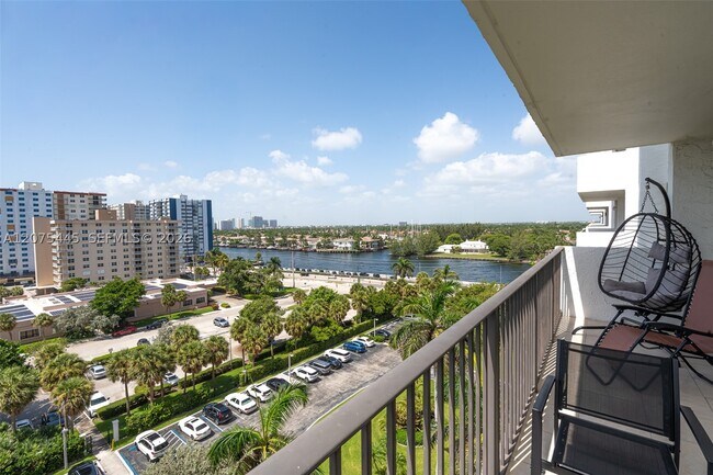 Building Photo - 1201 S Ocean Dr
