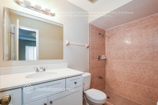 Building Photo - 1223 Ryan St