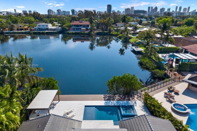 Building Photo - 19721 NE 23rd Ave