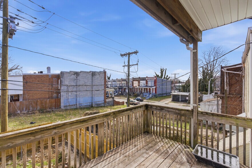 Building Photo - 1109 Poplar Grove St