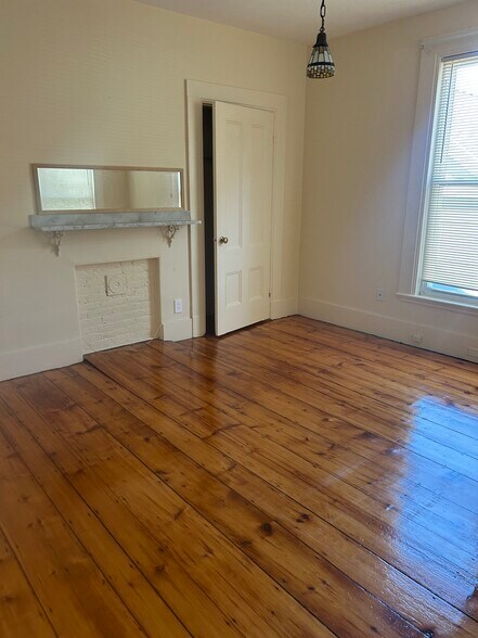 Building Photo - 200 Norfolk St