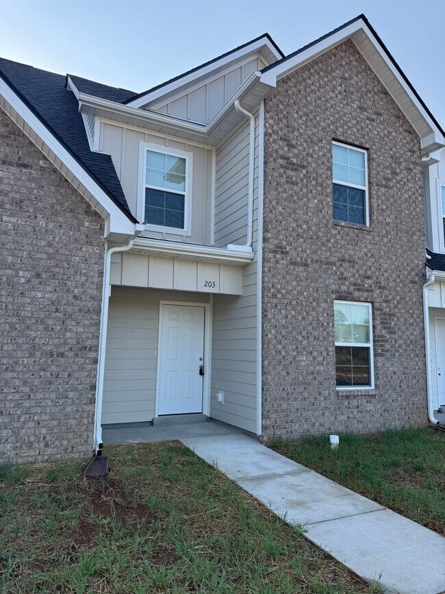 Building Photo - 203 Mountaindale Dr