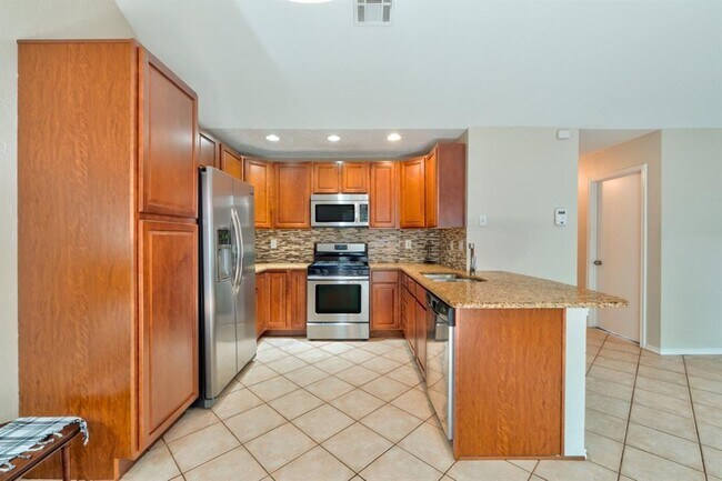 Building Photo - 1411 Gracy Farms Ln
