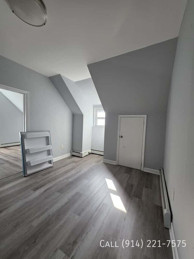 Building Photo - 104 Buena Vista Ave