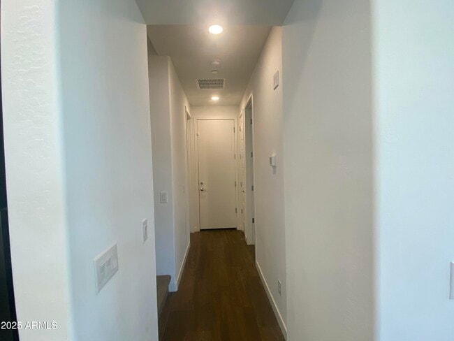 Building Photo - 4077 S Sabrina Dr