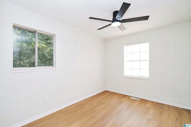 Building Photo - 2838 Micmac Dr