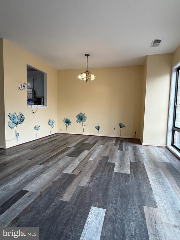 Building Photo - 10059 Ridgeline Dr