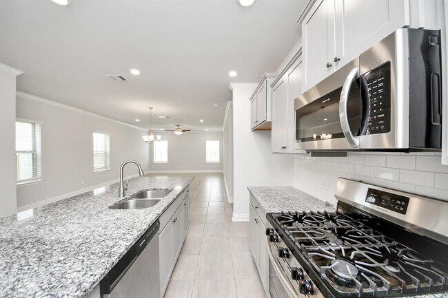 Building Photo - 448 Long Beach Bay Dr