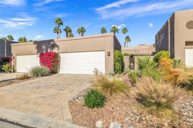 Building Photo - 76658 Daffodil Dr