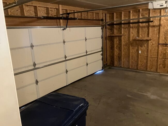 Building Photo - 4905 7th Ave N