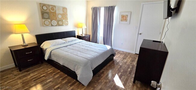 Building Photo - 2300 E Silverado Ranch Blvd