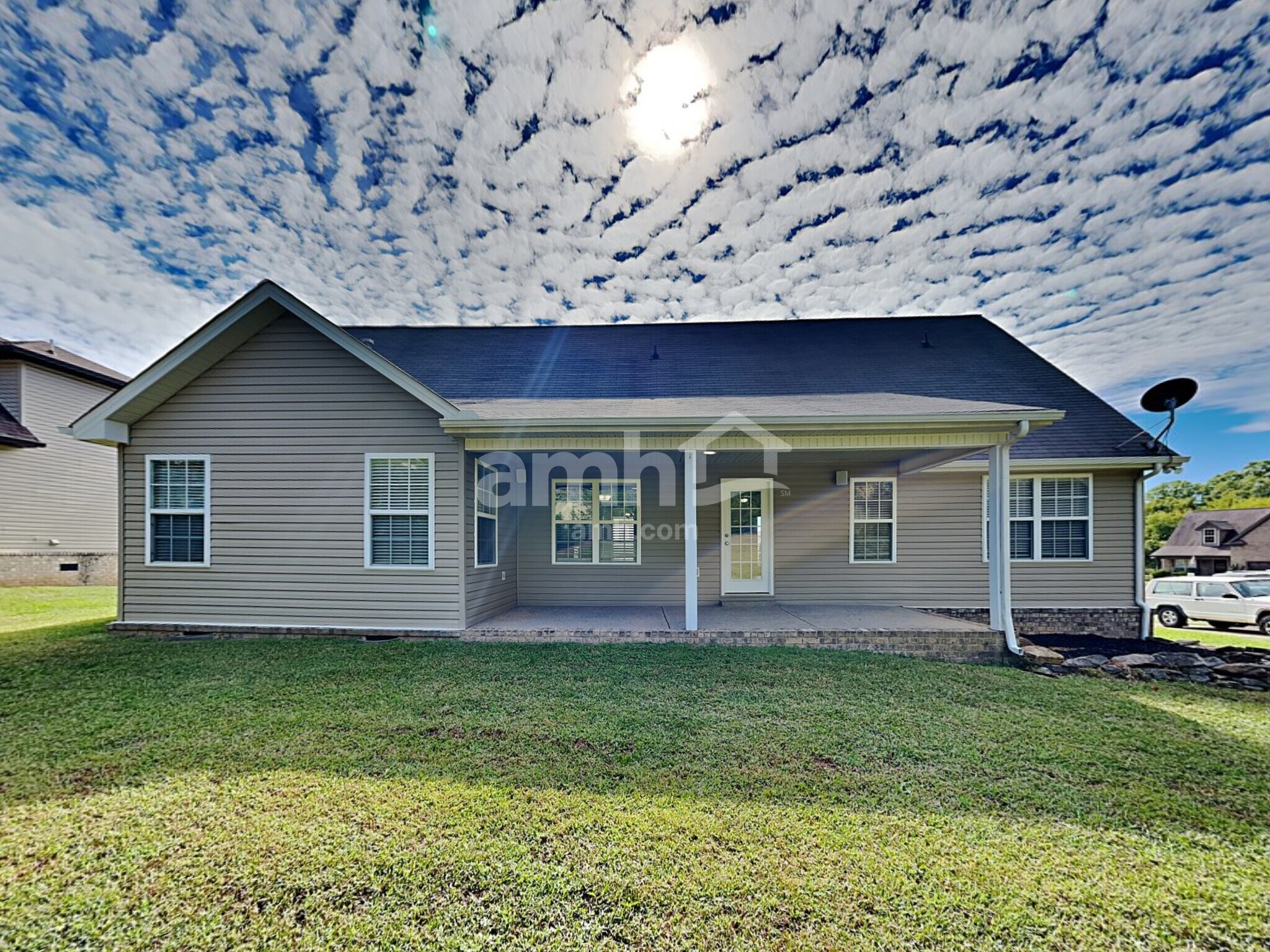 Building Photo - 902 Tanager Ct