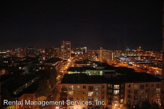 Building Photo - 2 br, 2 bath House - 937 NW Glisan #1230