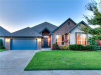 Building Photo - Beautiful home + Deer Creek Schools + 4 be...