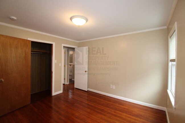 Building Photo - 4 Bicknell St