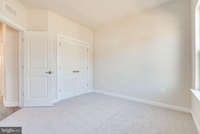 Building Photo - 1759 Autumn Maple Leaf Dr